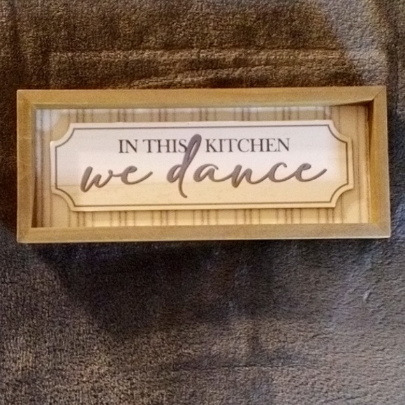 IN THIS KITCHEN WE DANCE WOODEN SIGN NEW!! - Picture 3 of 6